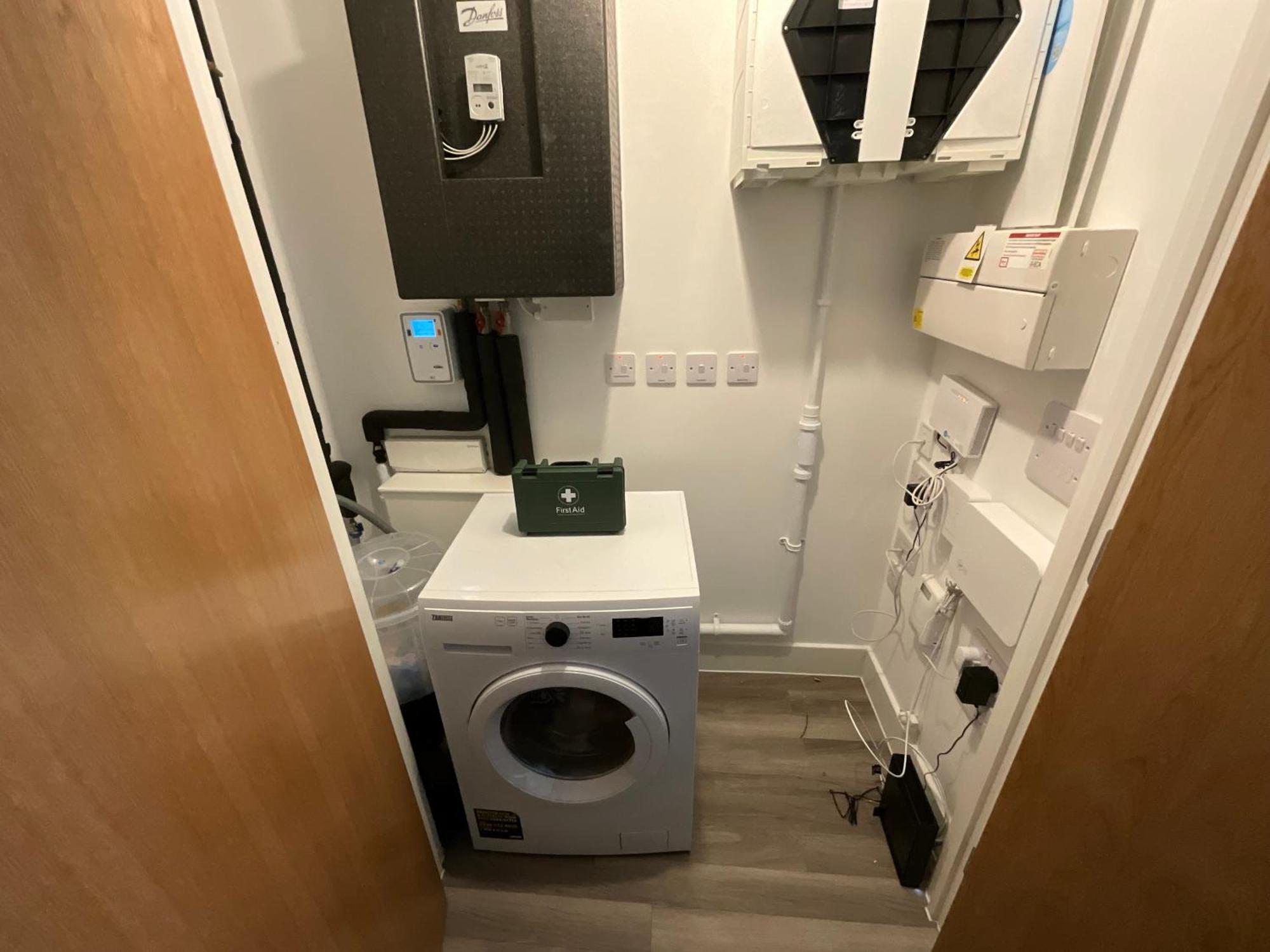 Deluxe Double Bed In Shared Apt Near Canary Wharf, City Airport & O2 Arena With Thames View London Eksteriør bilde
