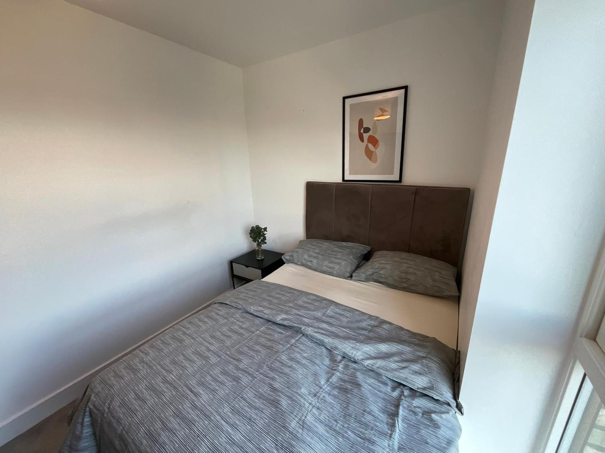 Deluxe Double Bed In Shared Apt Near Canary Wharf, City Airport & O2 Arena With Thames View London Eksteriør bilde