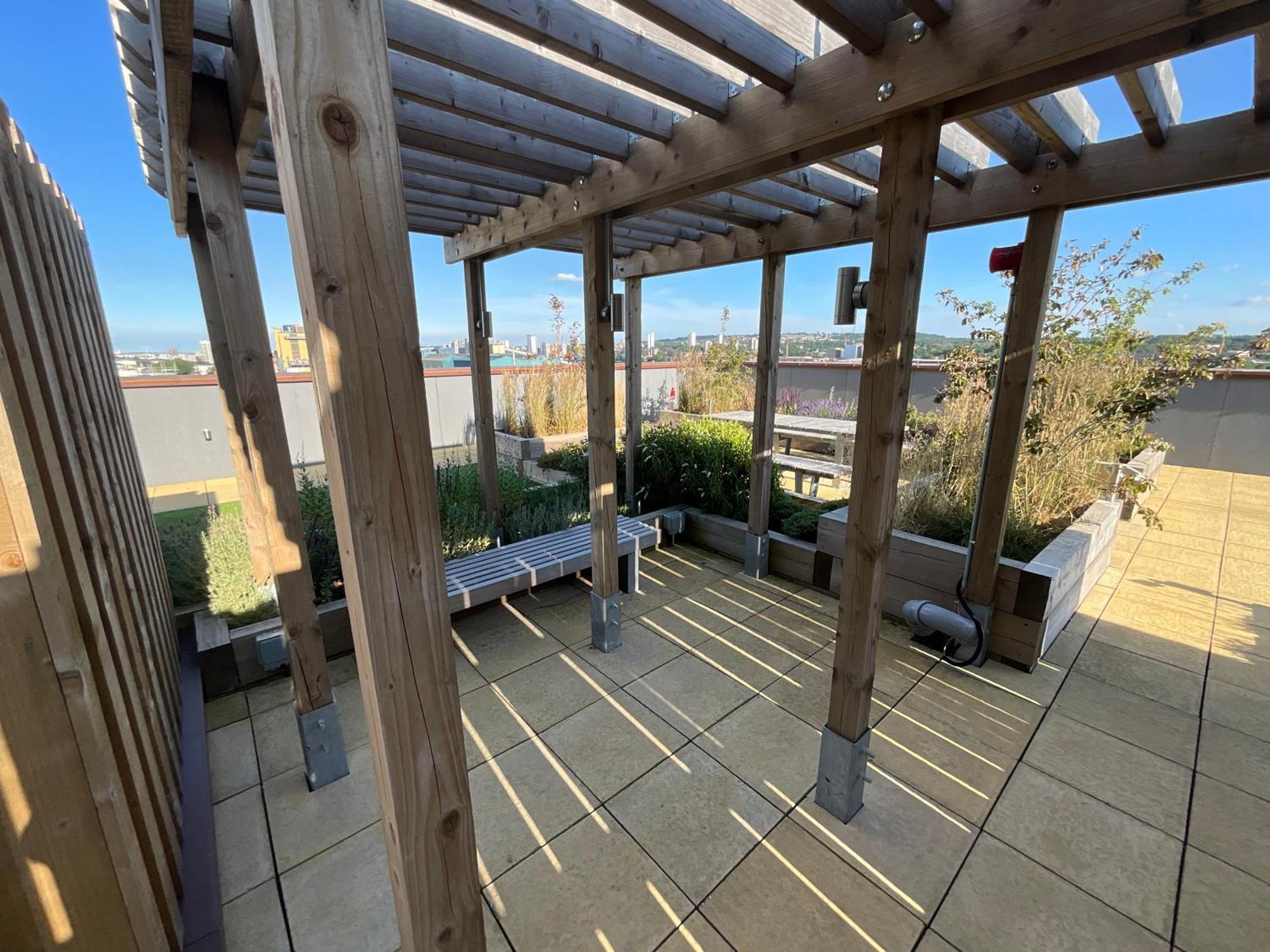 Deluxe Double Bed In Shared Apt Near Canary Wharf, City Airport & O2 Arena With Thames View London Eksteriør bilde